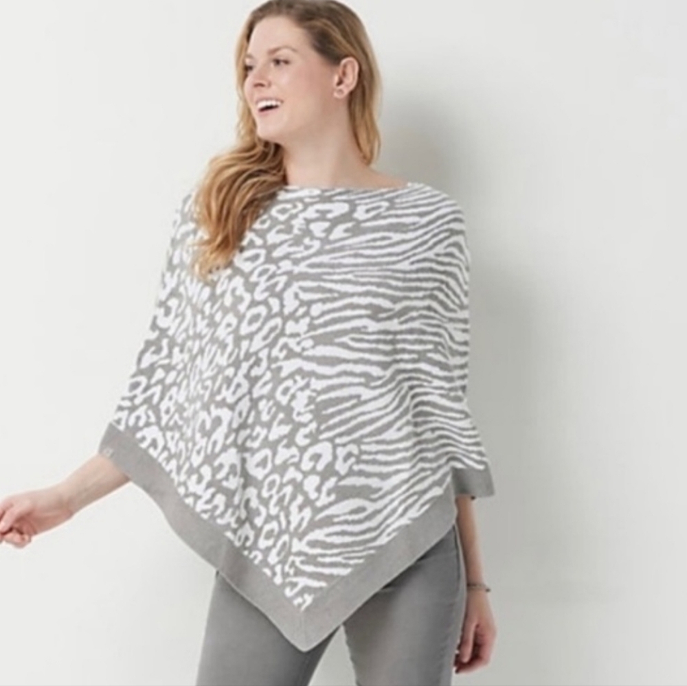 Barefoot Dreams Gray Animal Print Poncho